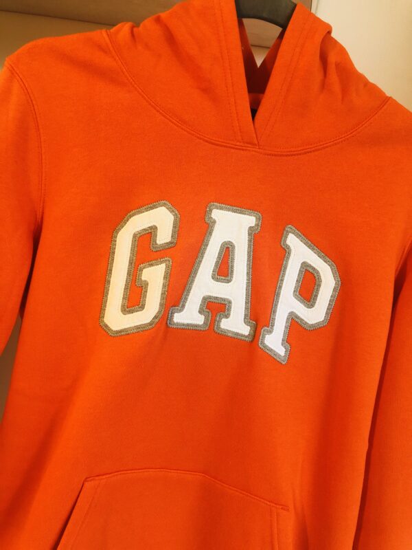 GAP - Buzo Coral - Imagen 3