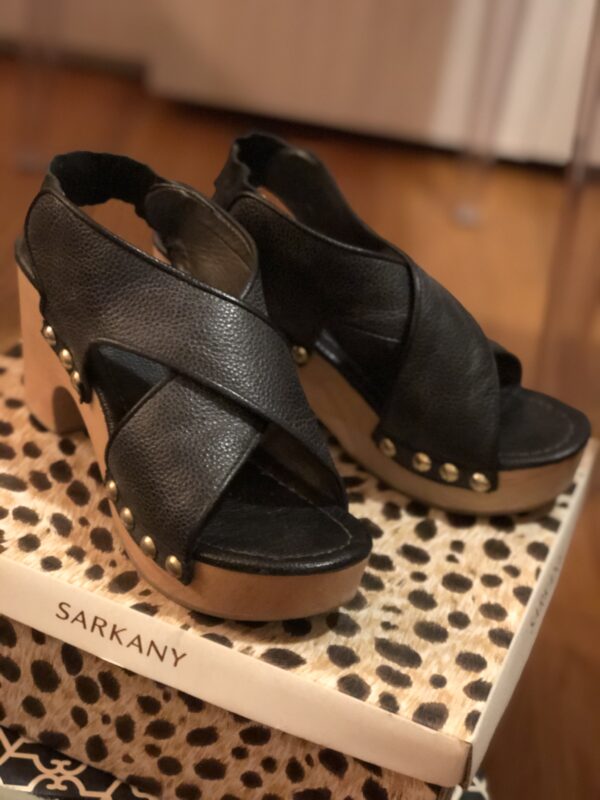 SARKANY - Plataformas - Imagen 2